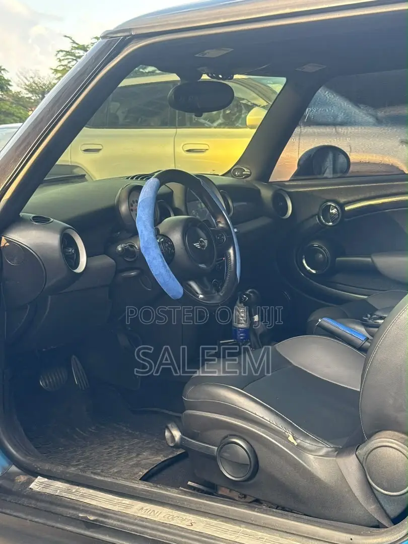 Mini Cooper S 2010 Blue