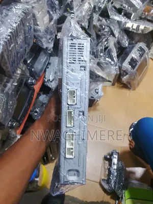 Is250 2007-2009 Amplifier