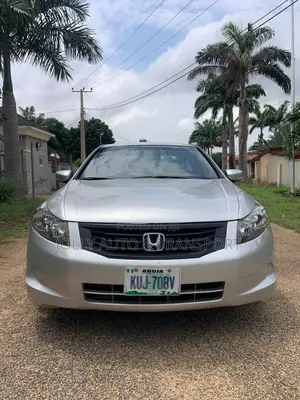 Honda Accord Sedan EX Automatic 2010 Silver