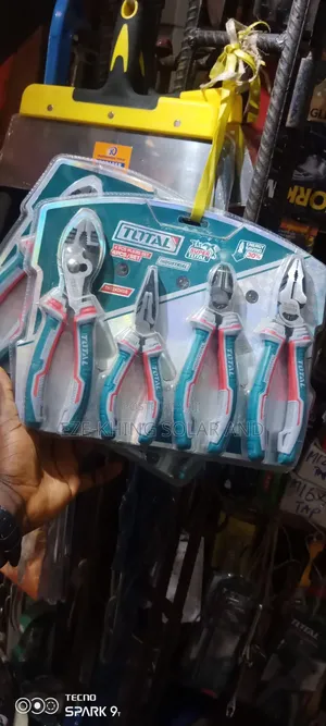 4set Plier