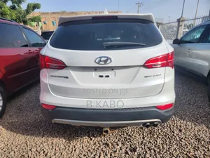 Hyundai Santa Fe 2013 White