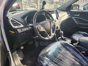 Hyundai Santa Fe 2013 White