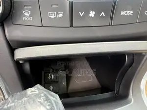 Toyota Camry XSE 4dr Sedan (2.5L 4cyl 6A) 2017 Silver