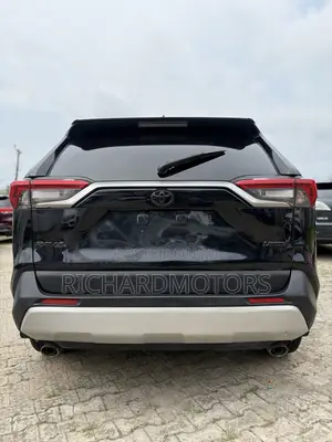 Toyota RAV4 Limited AWD 2020 Gray