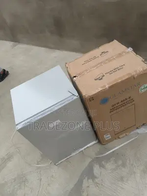Glamstar 69L Refrigerator for Convenient Food Storage