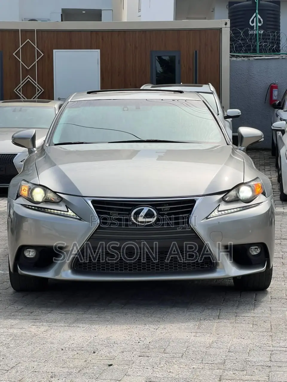 Lexus IS 250 2016 Gold