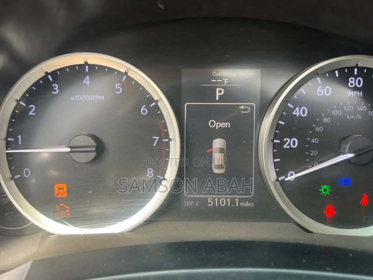 Lexus IS 250 2016 Gold
