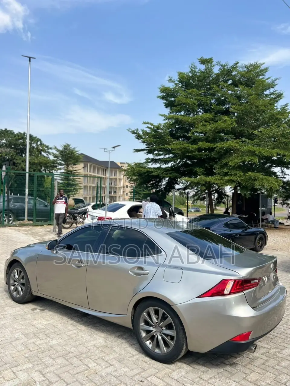 Lexus IS 250 2016 Gold