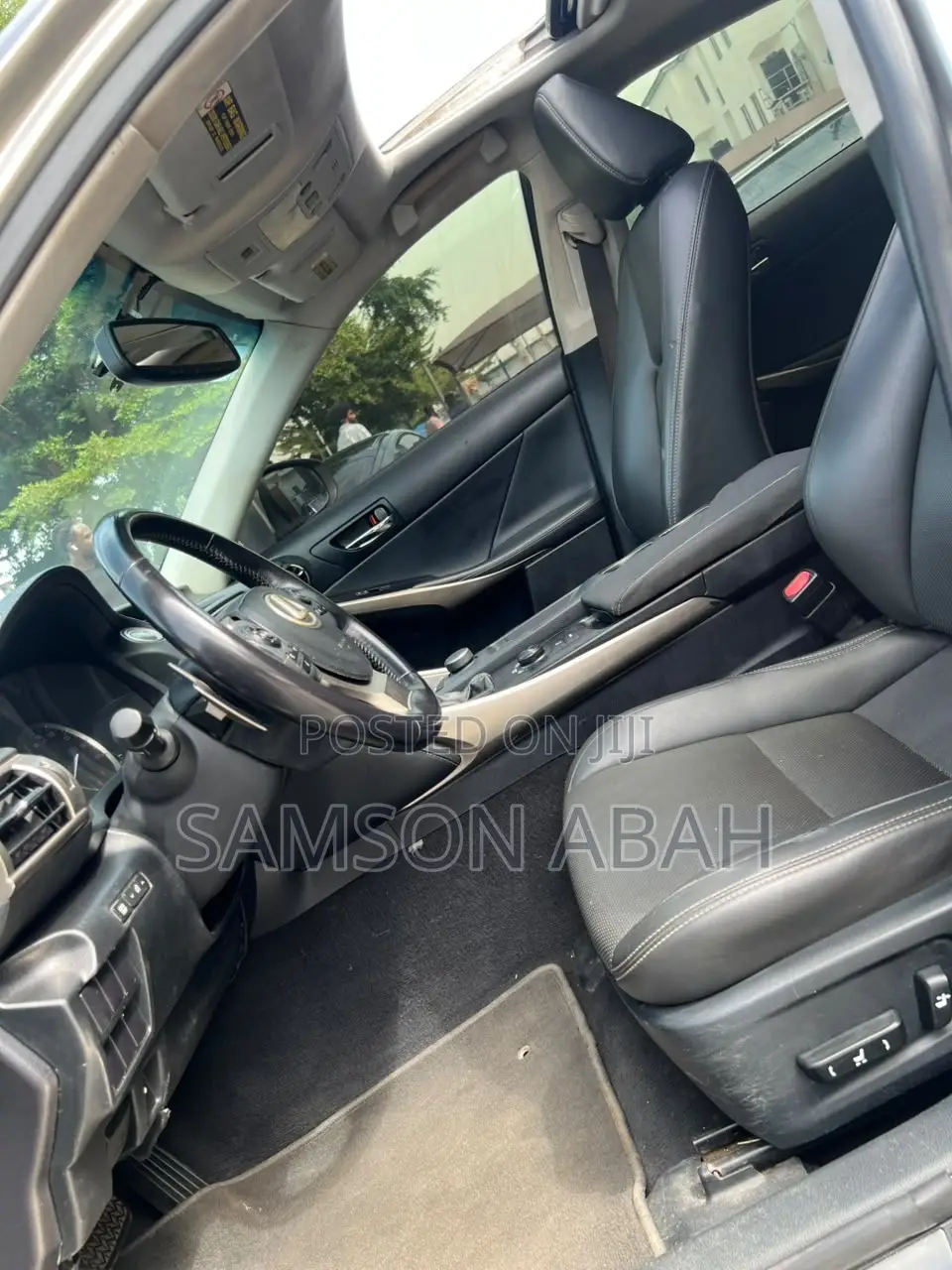 Lexus IS 250 2016 Gold