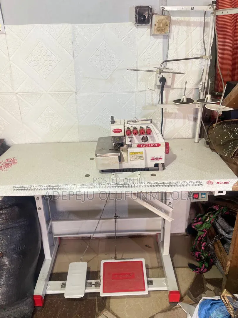 Industrial Weaving Machine