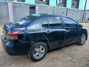 Toyota Yaris 2008 Black