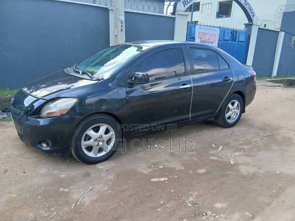 Toyota Yaris 2008 Black