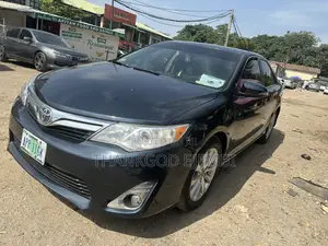 Toyota Camry LE 4dr Sedan (2.5L 4cyl 6A) 2013 Blue