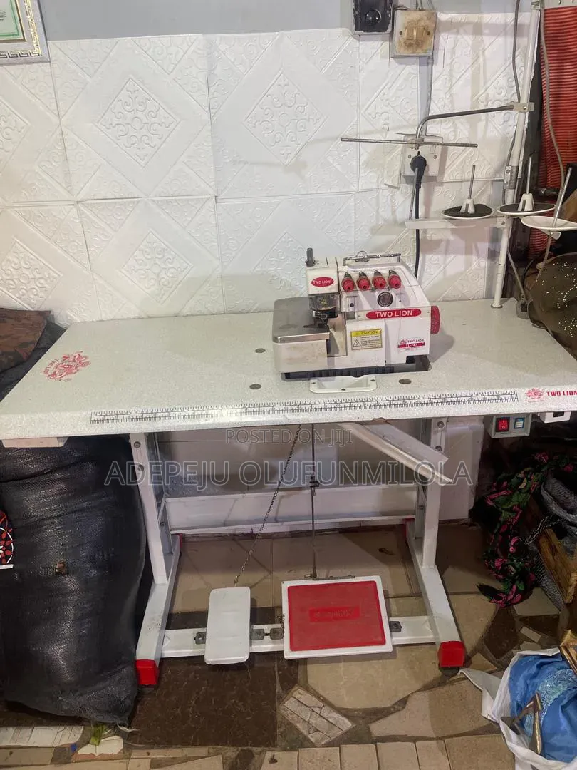 Industrial Weaving Machine