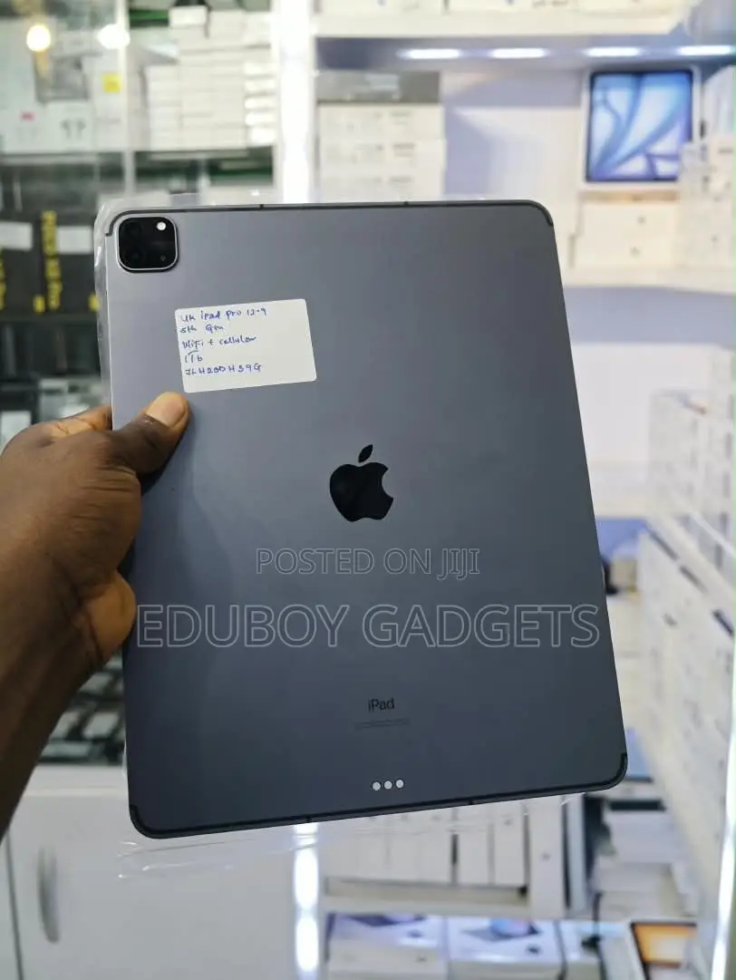 Apple iPad Pro 12.9 (2021) 1 TB Gray