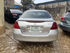 Honda Accord 2007 Silver