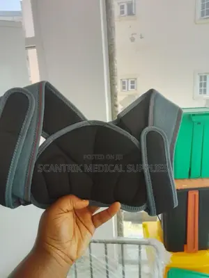 Adjustable Shoulder and Clavicle Support