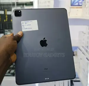 Apple iPad Pro 12.9 (2021) 1 TB Gray