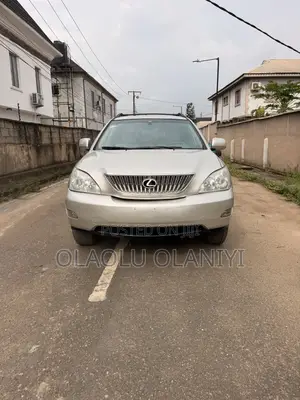 Lexus RX 2025 Silver