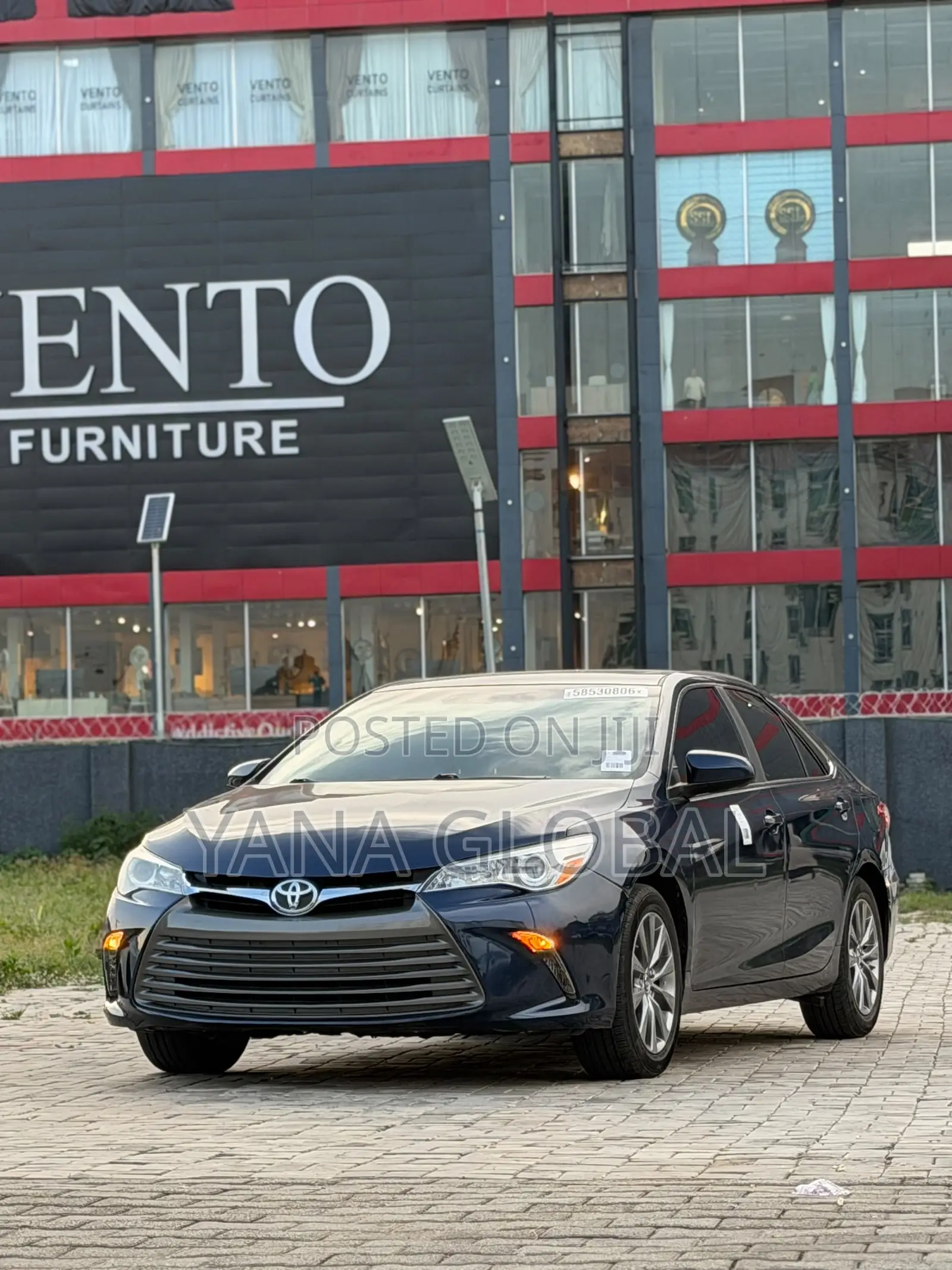 Toyota Camry 2016 Blue