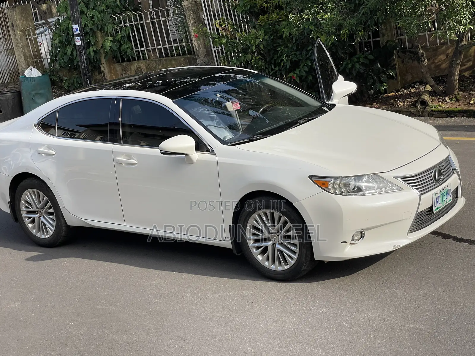 Lexus ES 2015 White