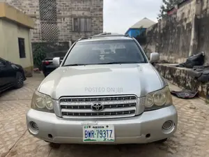 Toyota Highlander 2003 Silver