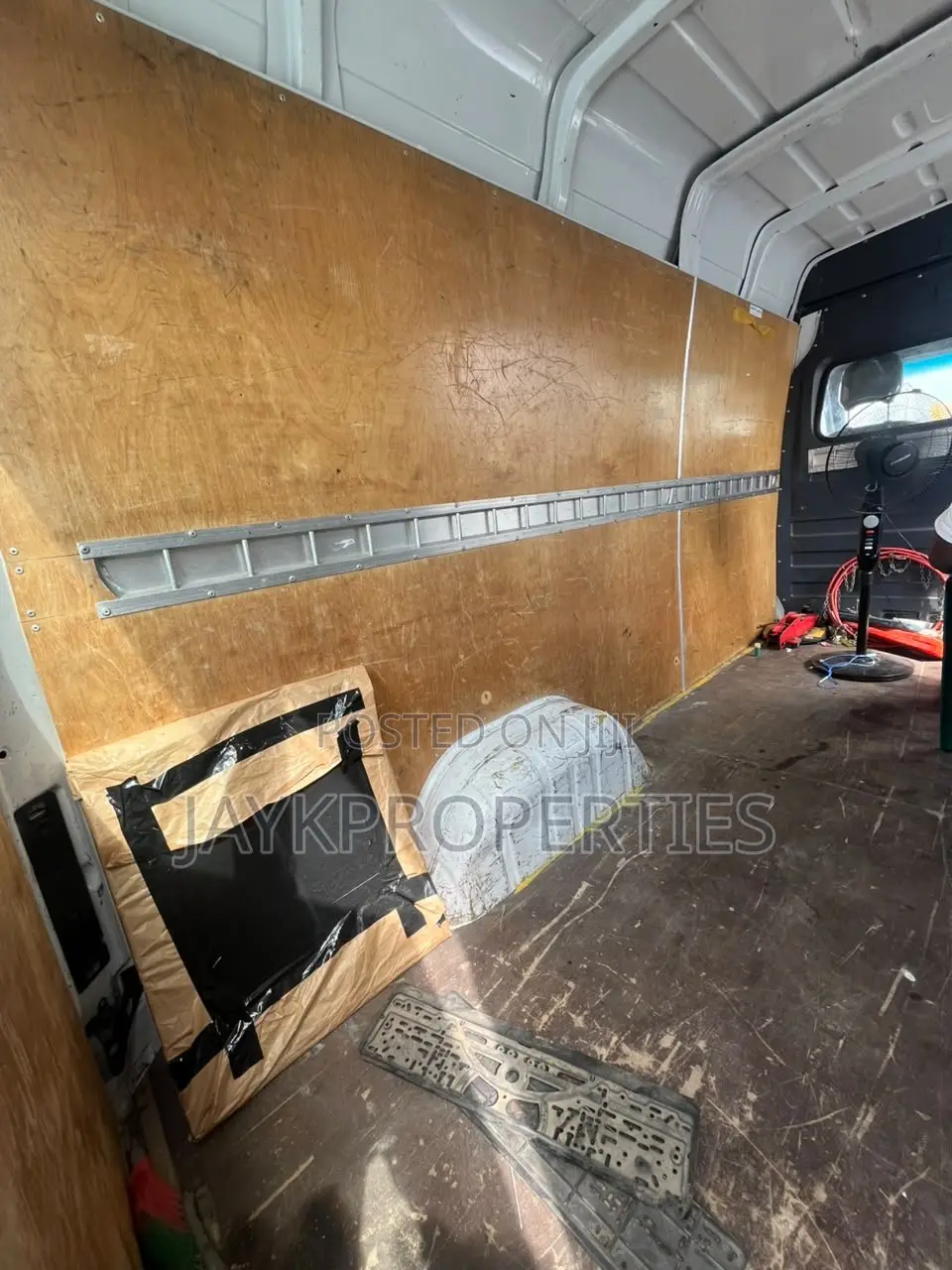 Mercedes-Benz Sprinter 2005 White