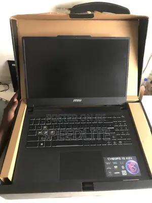 Laptop MSI Cyborg 15 16GB Intel Core i7 SSD 512GB