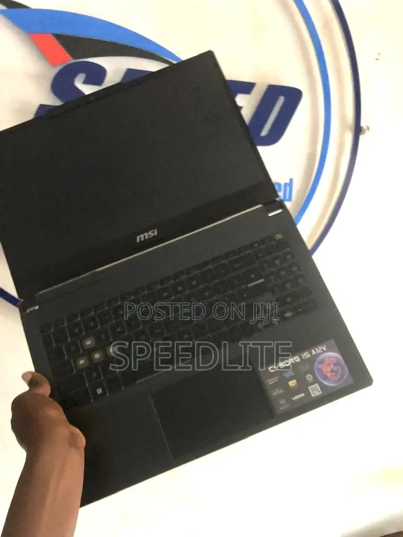 Laptop MSI Cyborg 15 16GB Intel Core i7 SSD 512GB
