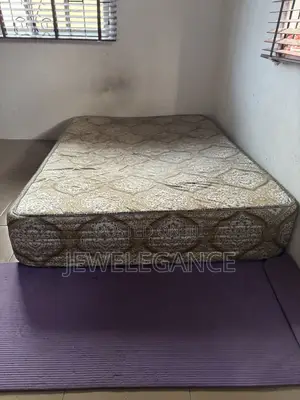 Comfortable 4.5ft X 6ft High-Density Foam Mattress