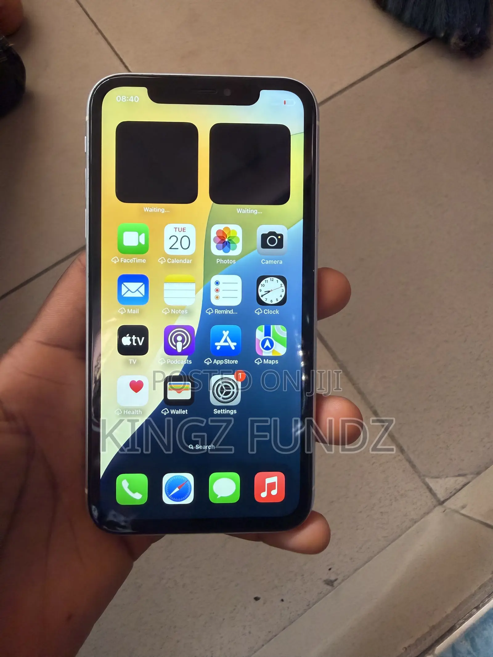 Apple iPhone XR 64 GB White
