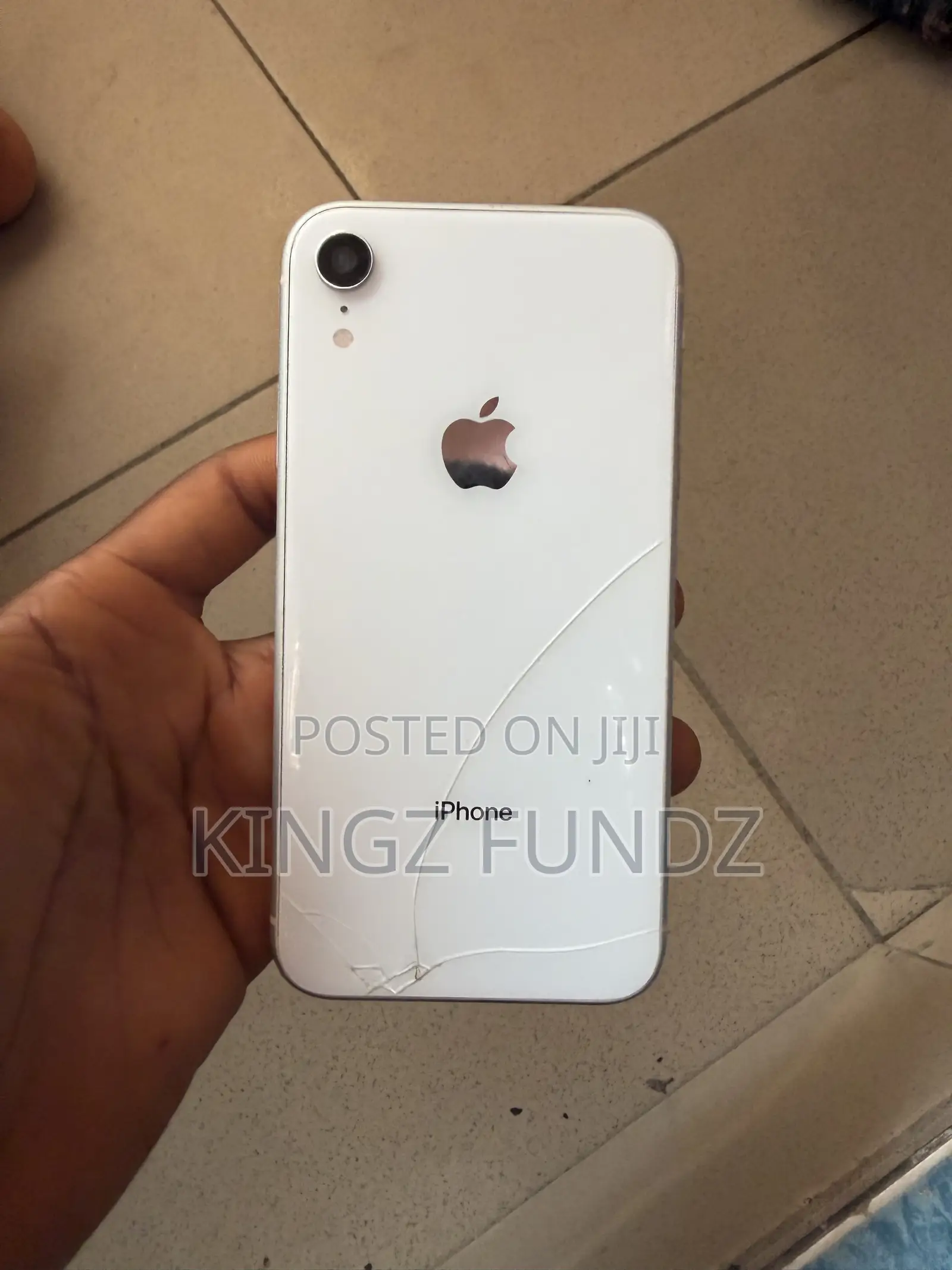 Apple iPhone XR 64 GB White