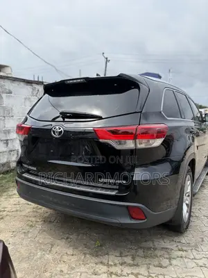 Toyota Highlander Limited Platinum V6 4x4 (3.5L 6cyl 6A) 2016 Black
