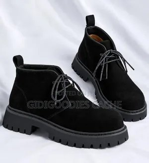 Men's Black Suede Chukka Boot With Chunky Lug Sole
Size 41-46