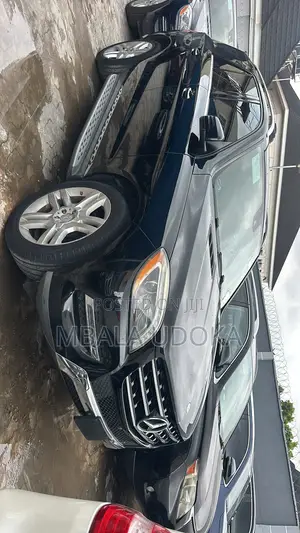 Mercedes-Benz M Class ML350 4MATIC 4dr SUV AWD (3.5L 6cyl 7A) 2014