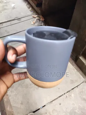 Cover Mug With Wooden Bottom