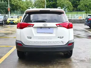 Toyota RAV4 2014 White