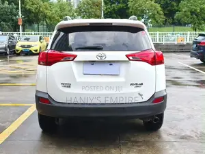 Toyota RAV4 2014 White