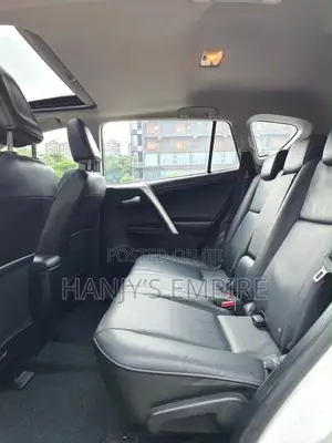 Toyota RAV4 2014 White