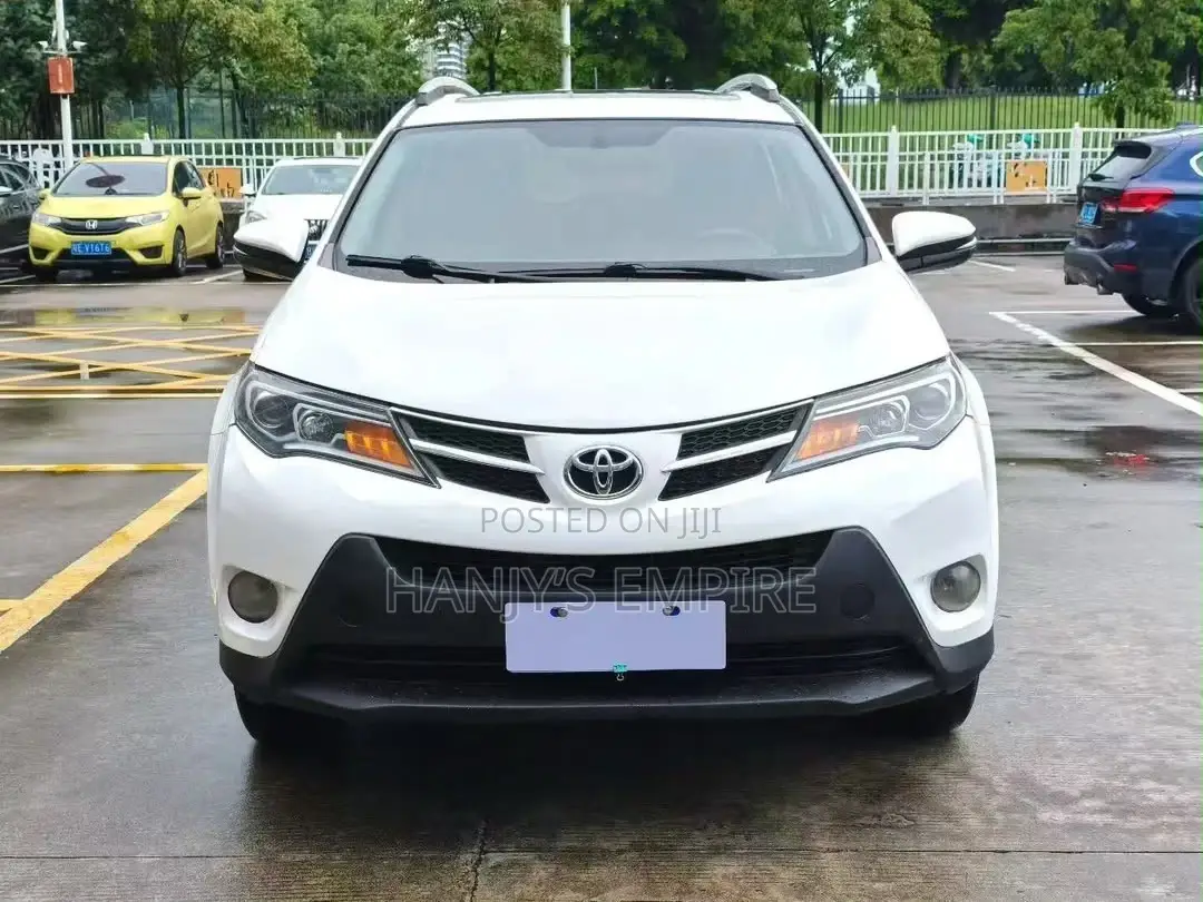 Toyota RAV4 2014 White