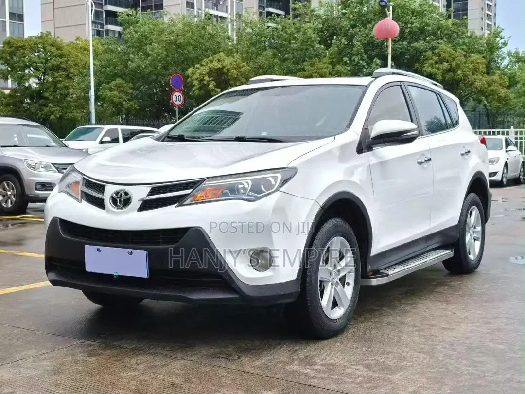 Toyota RAV4 2014 White