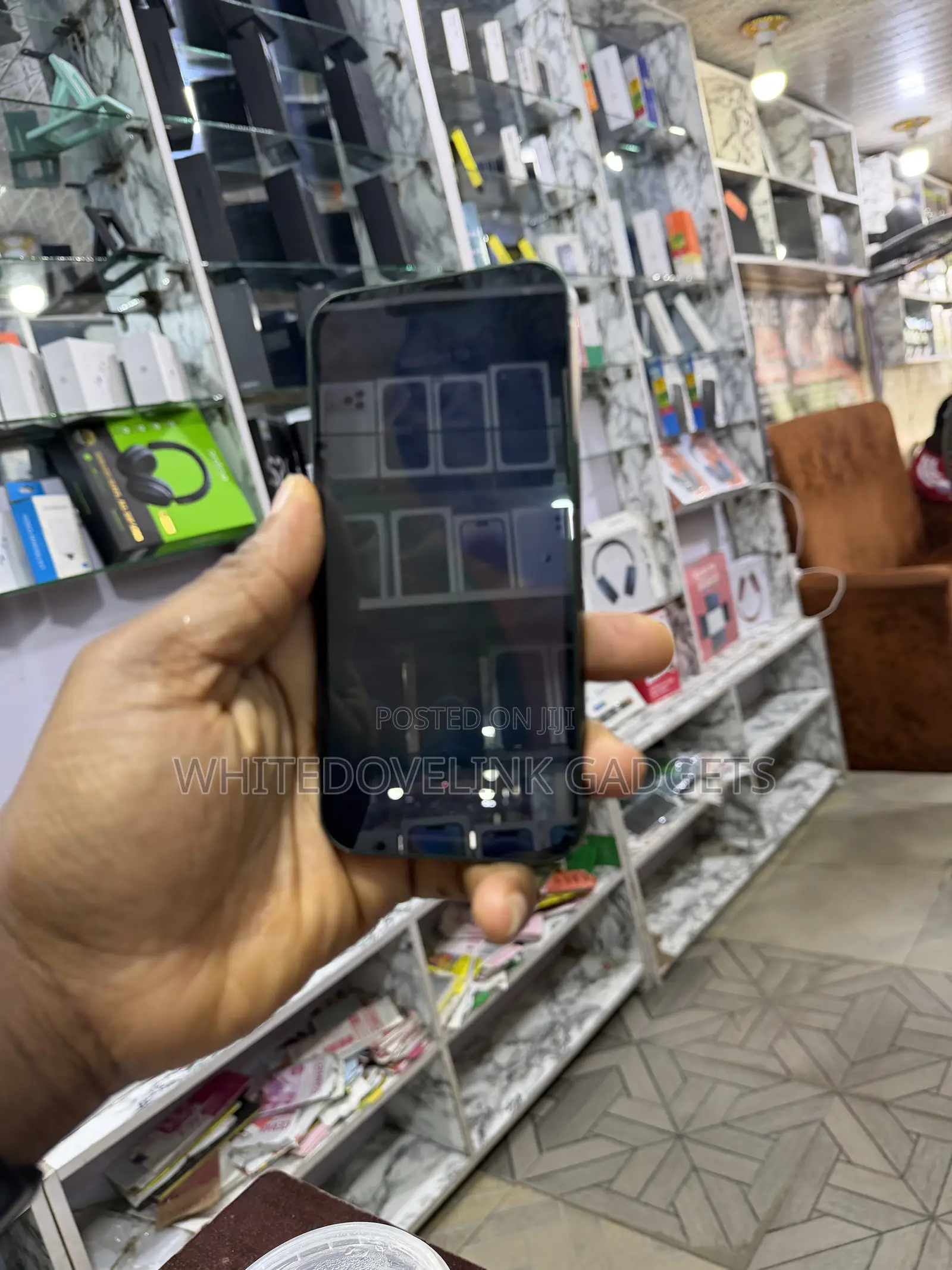 Apple iPhone 13 128 GB Green