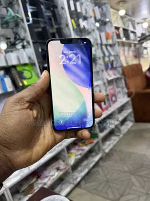 Apple iPhone 13 128 GB Green