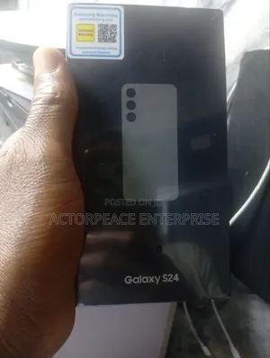 New Samsung Galaxy S24 256 GB Purple
