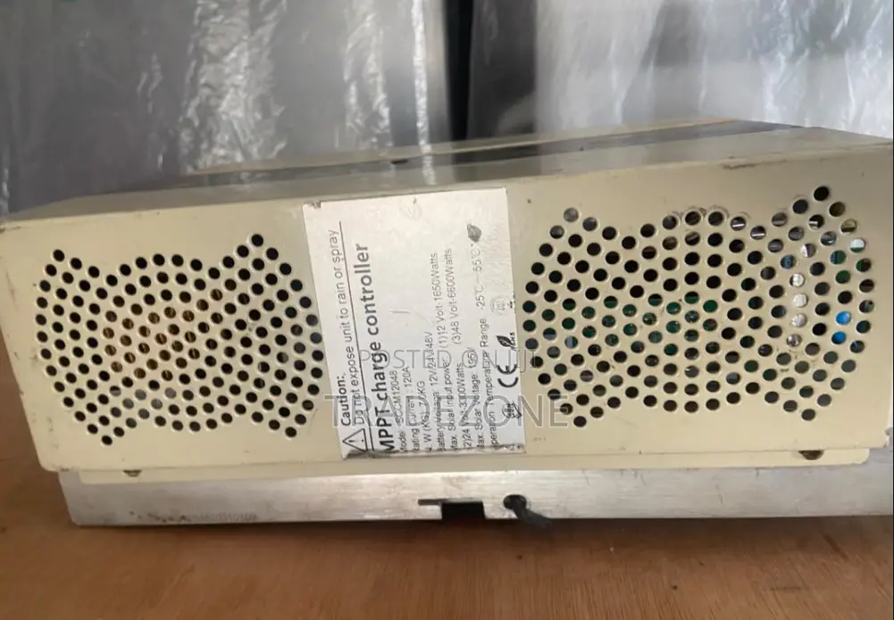 Felicity 45a 12v/24v/48v MPPT Charge Controller Sccm12048