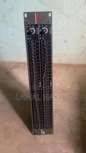 DBX Graphics Equalizer