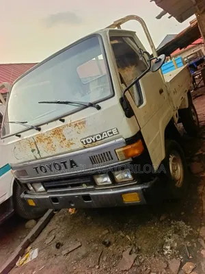 Nigeria Use Toyota Dyna 150 Normal Hand 3y Engine