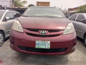 Toyota Sienna CE FWD 2006 Red