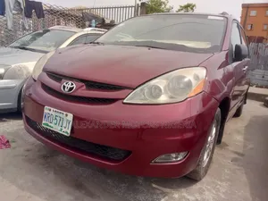 Toyota Sienna CE FWD 2006 Red
