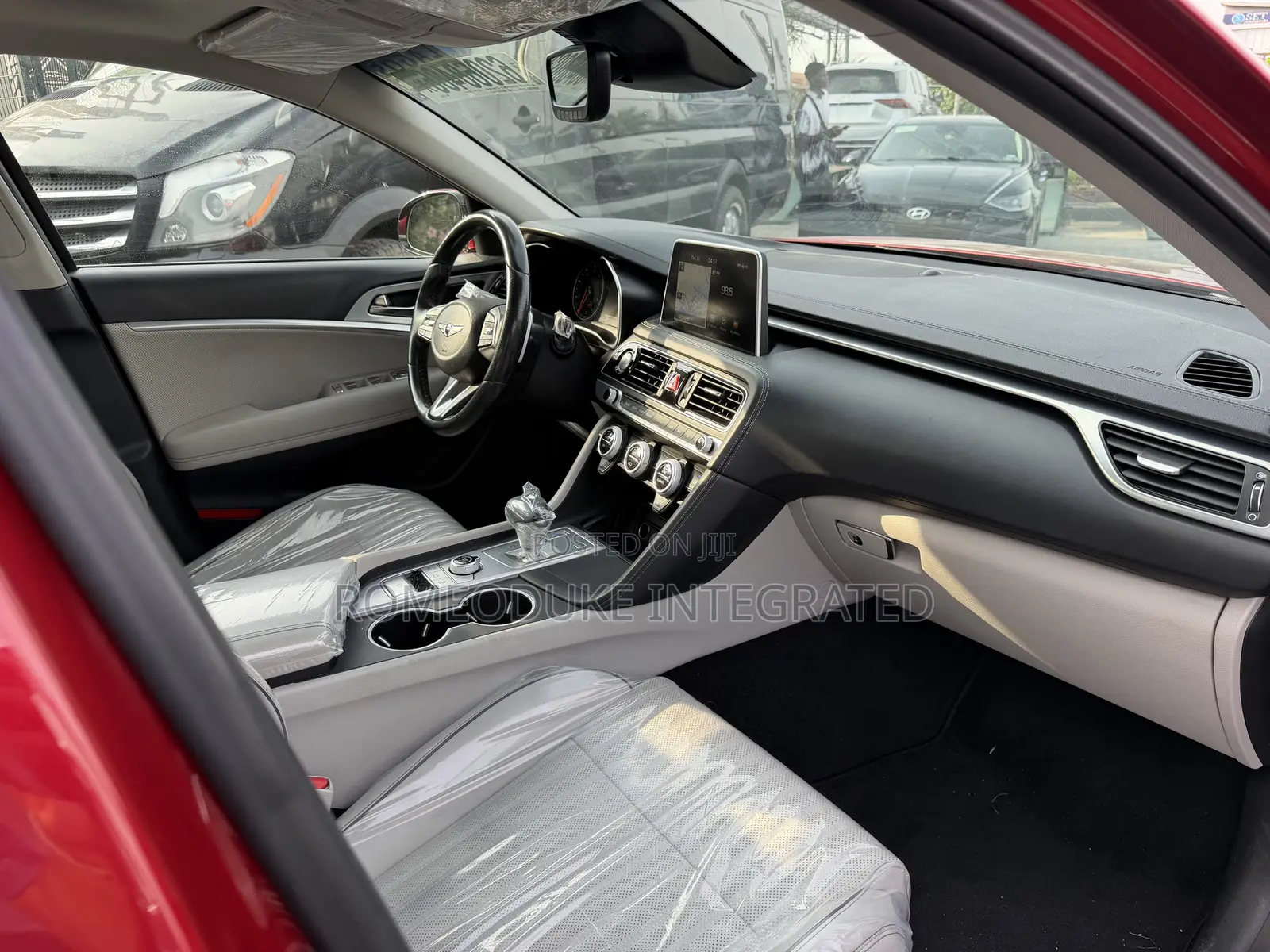 Genesis G70 3.3T Dynamic 2019 Red